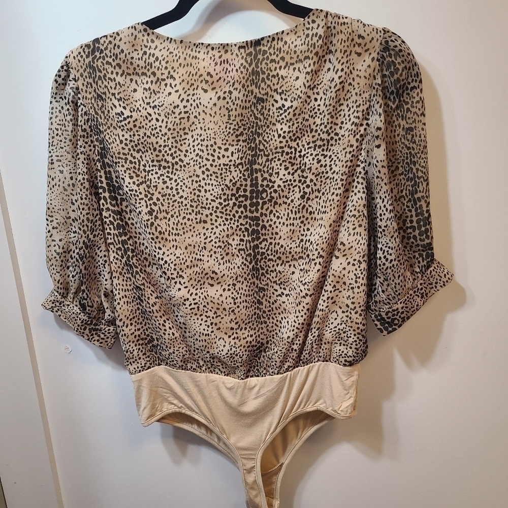 Buddy Love Faux Wrap Bodysuit Womens Small Twyla Surplice Leopard Cheetah Brown - Picture 4 of 9